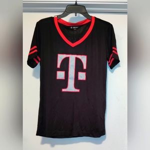 NWOT Medium Size T-Mobile T-Shirt